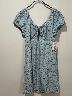 NWT - Pink Republic Junior Sage Floral Boho Dress - Size L